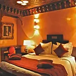Riad Le Perroquet Bleu Suites & Spa
