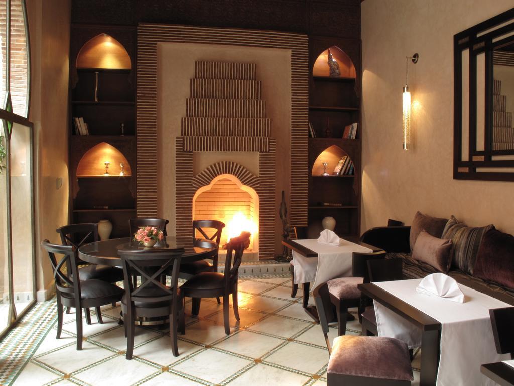 Le Perroquet Bleu & Marrakesh
