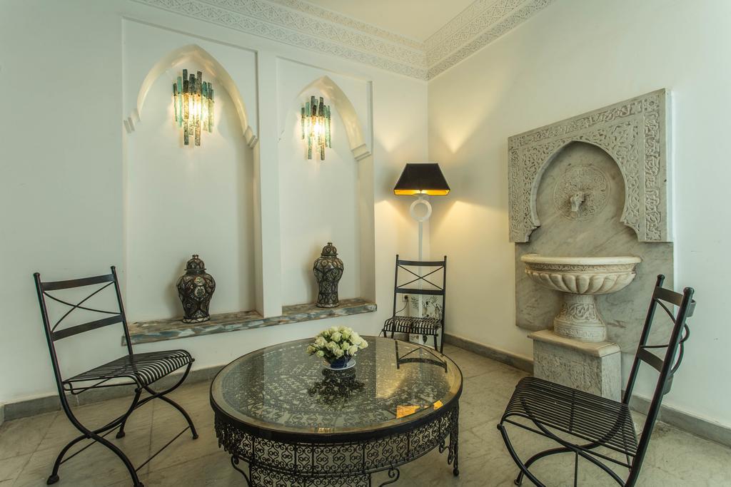 Le Perroquet Bleu & Marrakesch